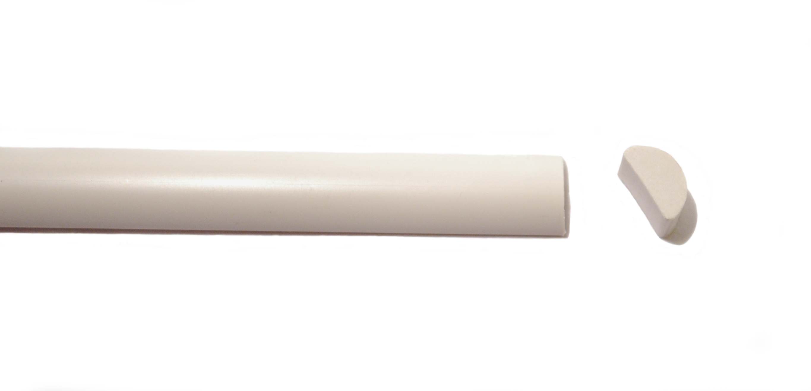 ASA Polystyrol Halbrundstab 1m